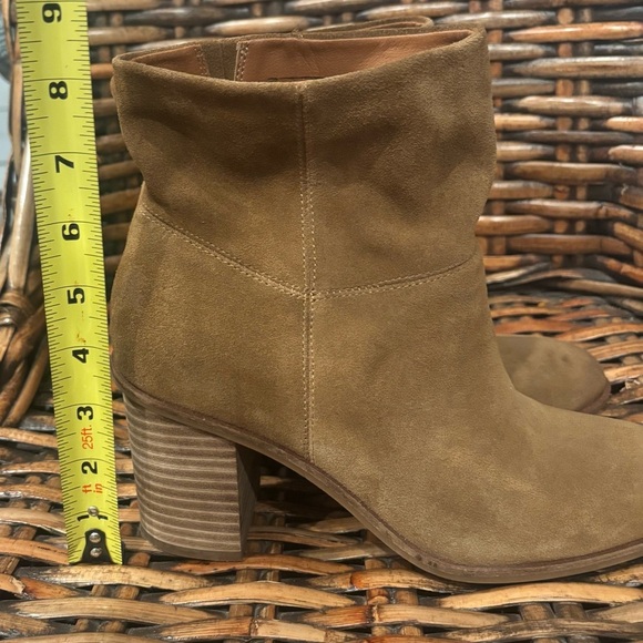 Lucky Brand Brown Suede Ankle Booties Ankle Boots Chunky Heels Shoes - Picture 6 of 12